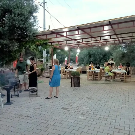 Campsite Assos Gunoven Cuisine & Butik *