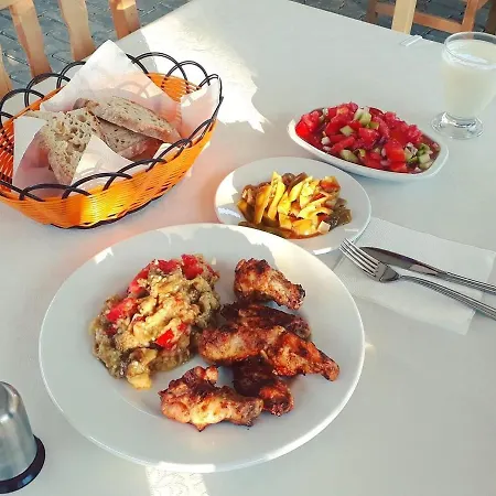 Assos Gunoven Cuisine & Butik Campsite *