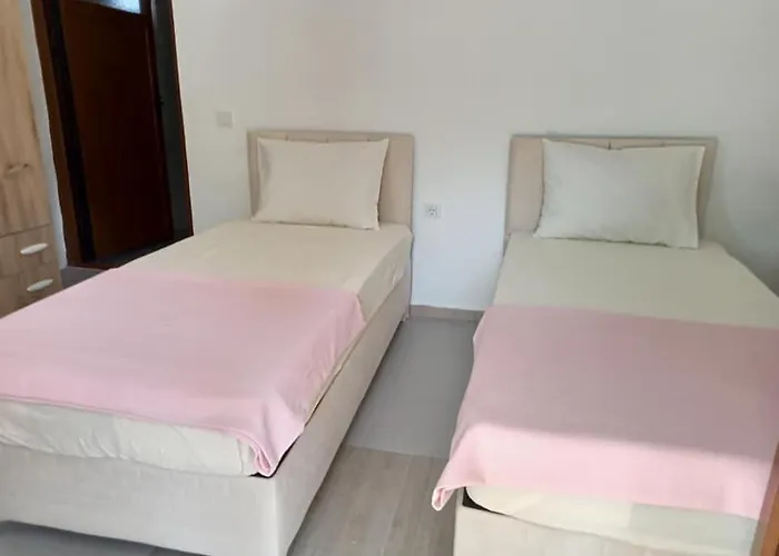 Assos Gunoven Cuisine & Butik Ayvacik (Canakkale)